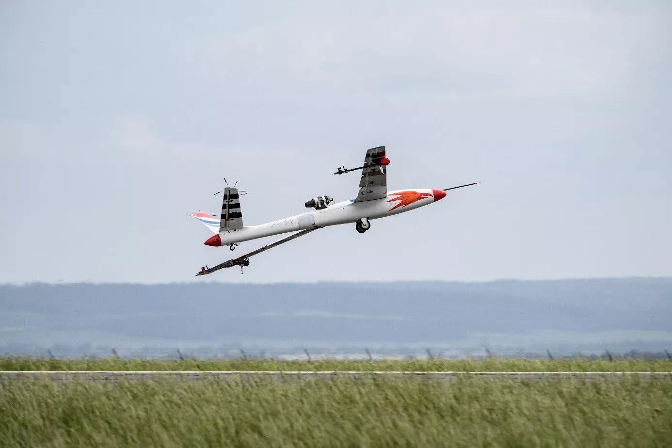 Led by HUN-REN SZTAKI, scientists tame dreaded aviation phenomenon