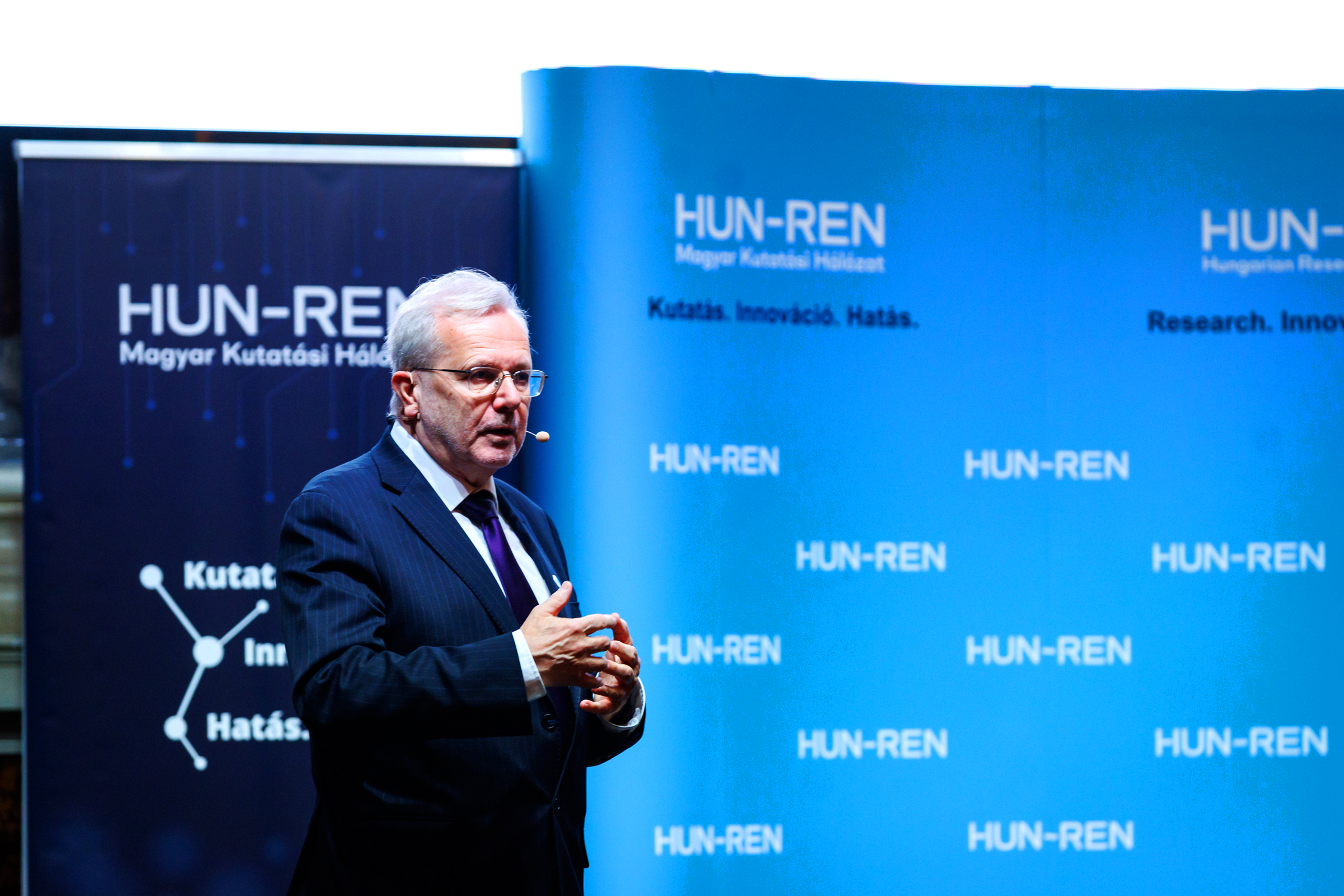 HUN-REN Poised to Become a More Responsive, Collaborative, Performance-Driven, and Efficient Network 