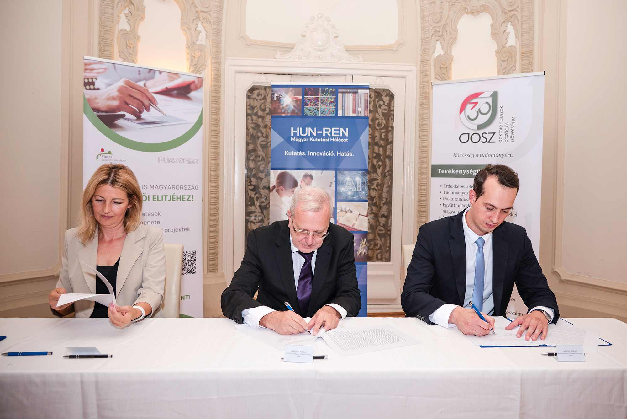 HUN-REN HQ, which manages the research network in Hungary, the Association of Hungarian PhD and DLA Candidates (DOSZ), and the Hunexpert Hungarian Expert System Ltd., have signed a cooperation agreement aimed at developing doctoral training and scientific