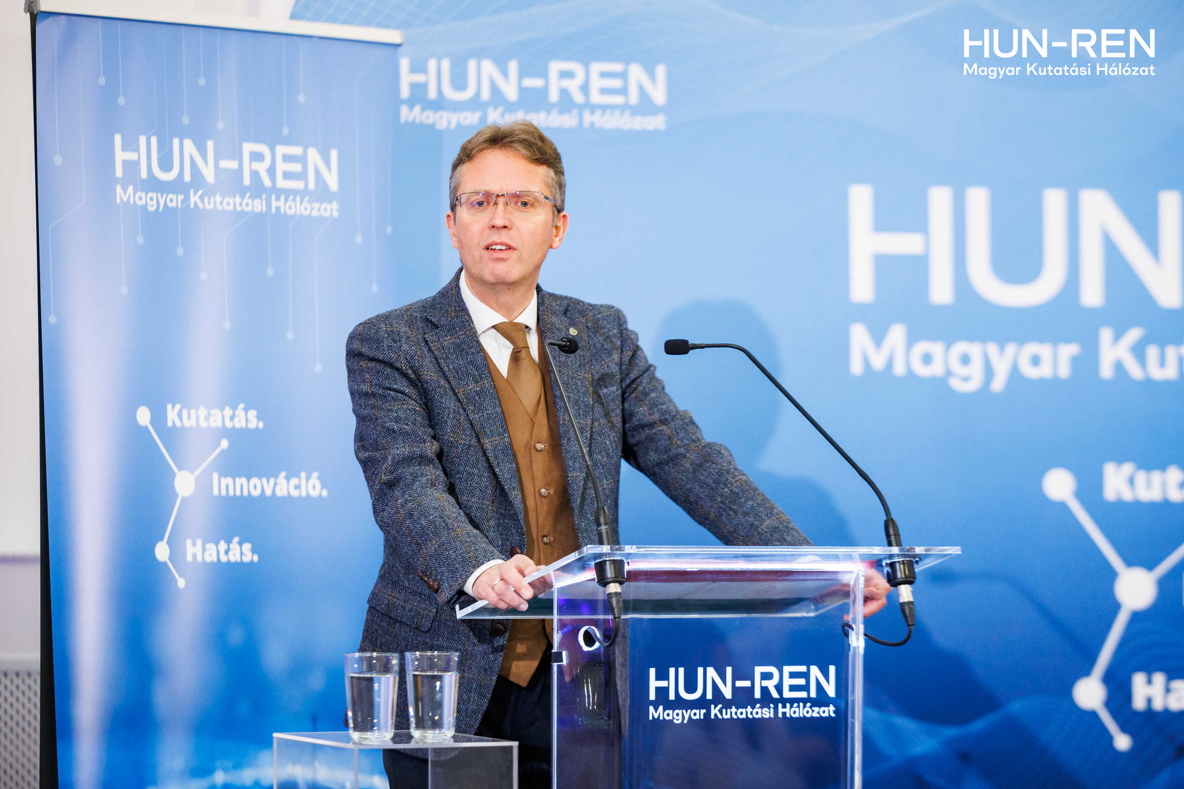 HUNREN_Alairas_251215_024