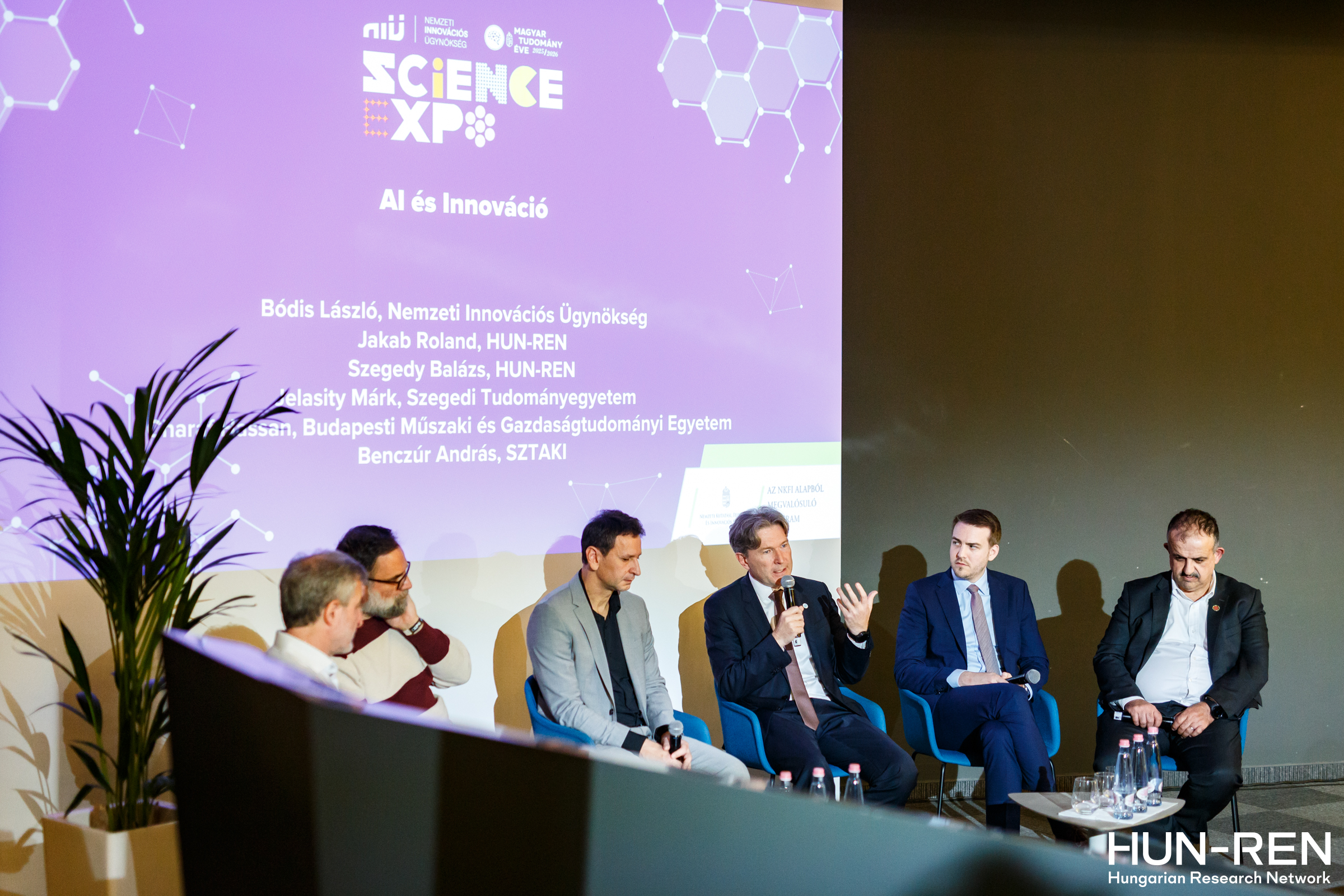 A mesterséges intelligencia nem helyettesíti az embert, hanem kiterjeszti a képességeit  