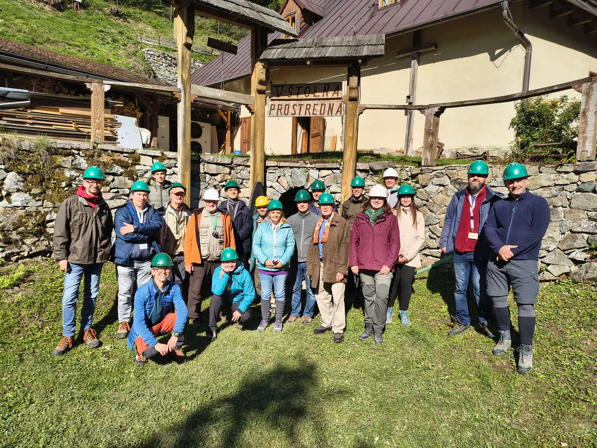 a02132405a704705a8869fea54d92d11