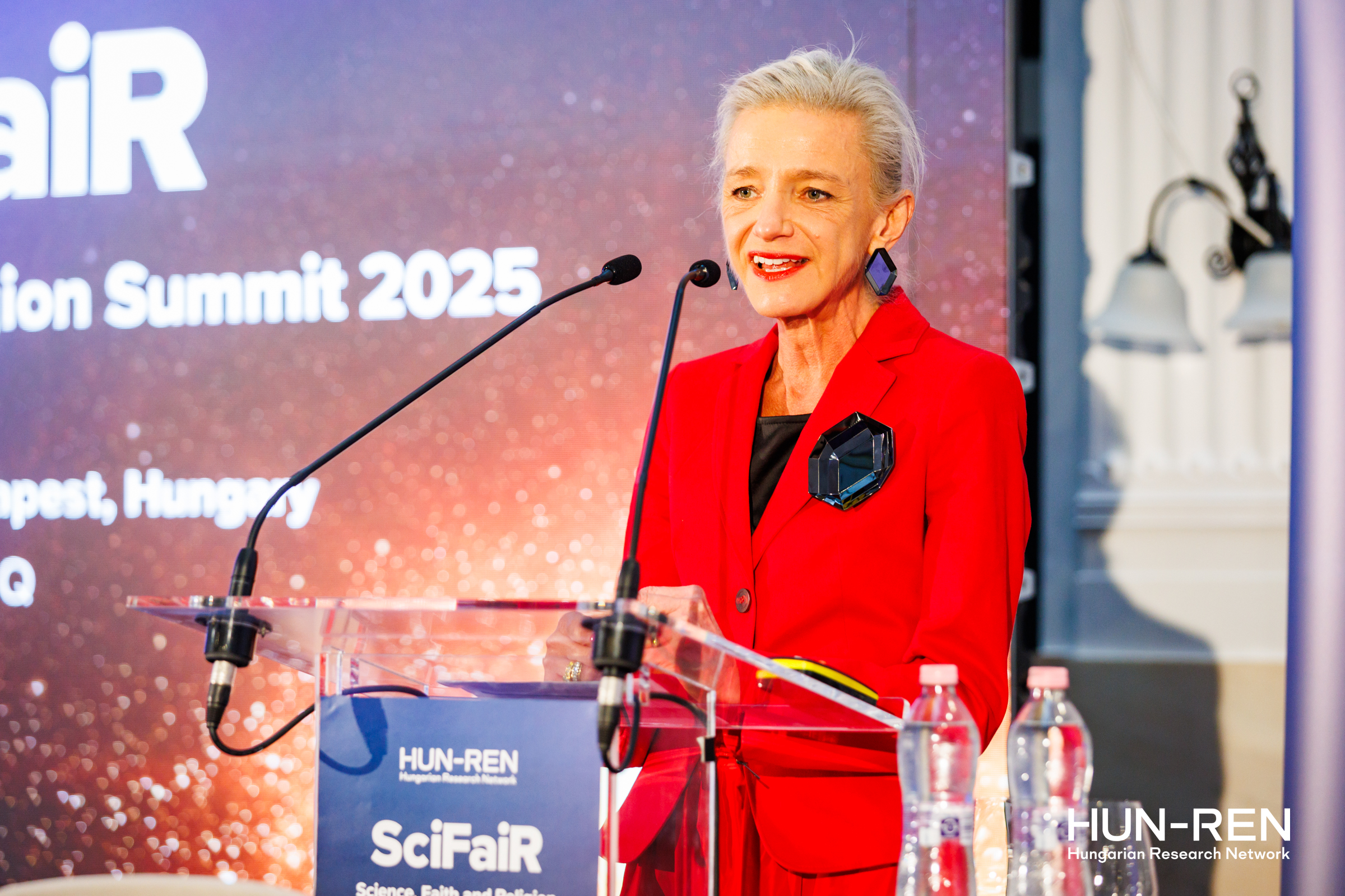 HUNREN_SciFaiR_251010_122