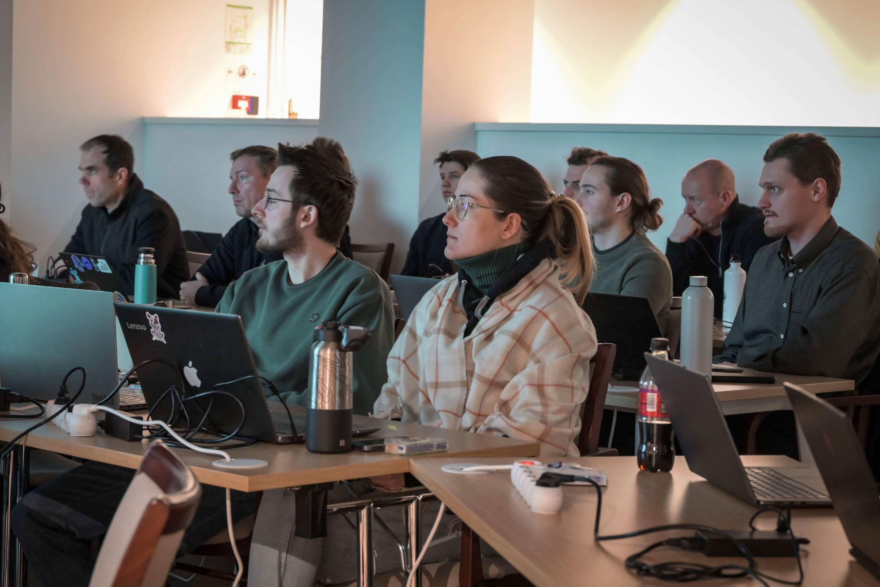 Frontiers of AI: intenzív, gyakorlatorientált képzéssorozat a HUN-REN-ben