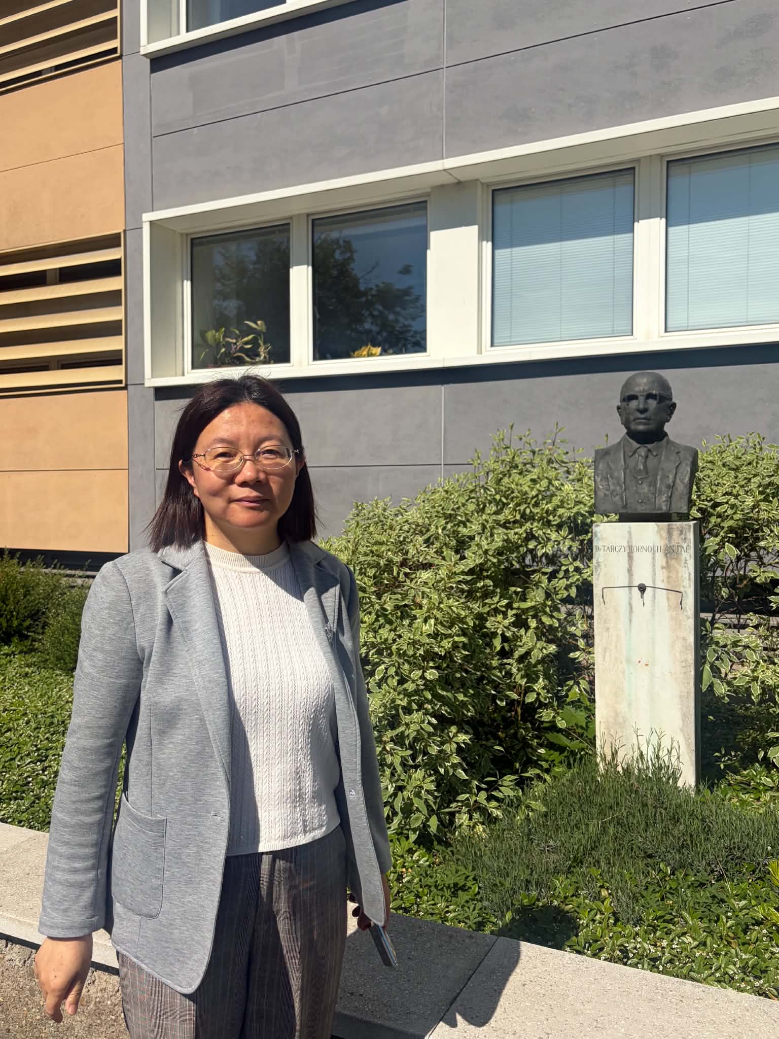 „Ha meg akarod védeni a Földet, meg kell értened, mi történik benne” - Interjú Qin Wang professzorral, a Nanjingi Egyetem szerkezetföldtan- és kőzetfizikusával