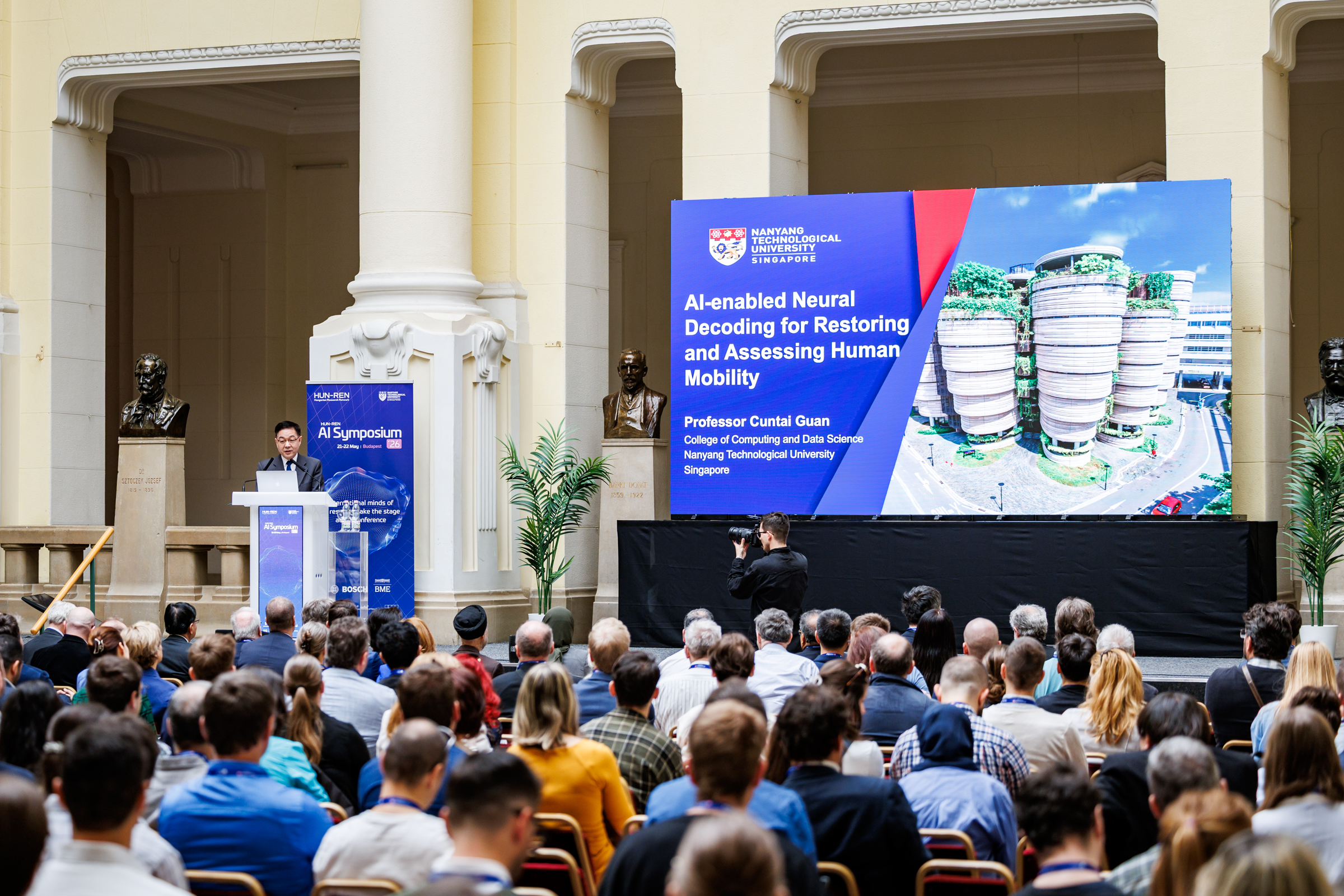 HUN-REN_AI_Symposium_260521_ASz_131