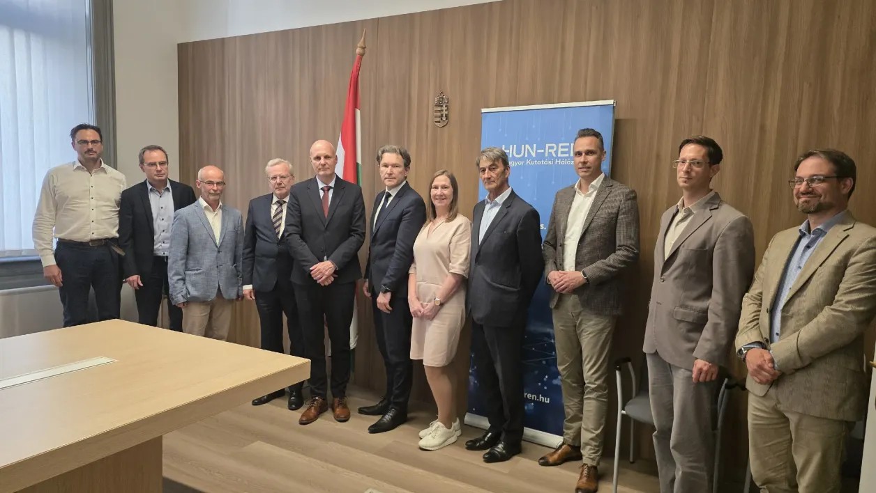 Members of the HUN-REN Governing Board and Supervisory Board Meet Minister for Science and Technology Zoltán Tanács and His Colleagues